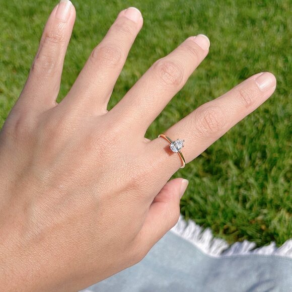 Brilliant Large Pear Cut Solitaire Crystals 5 Prongs Ring 18K Gold S925 Silver - Picture 3 of 8